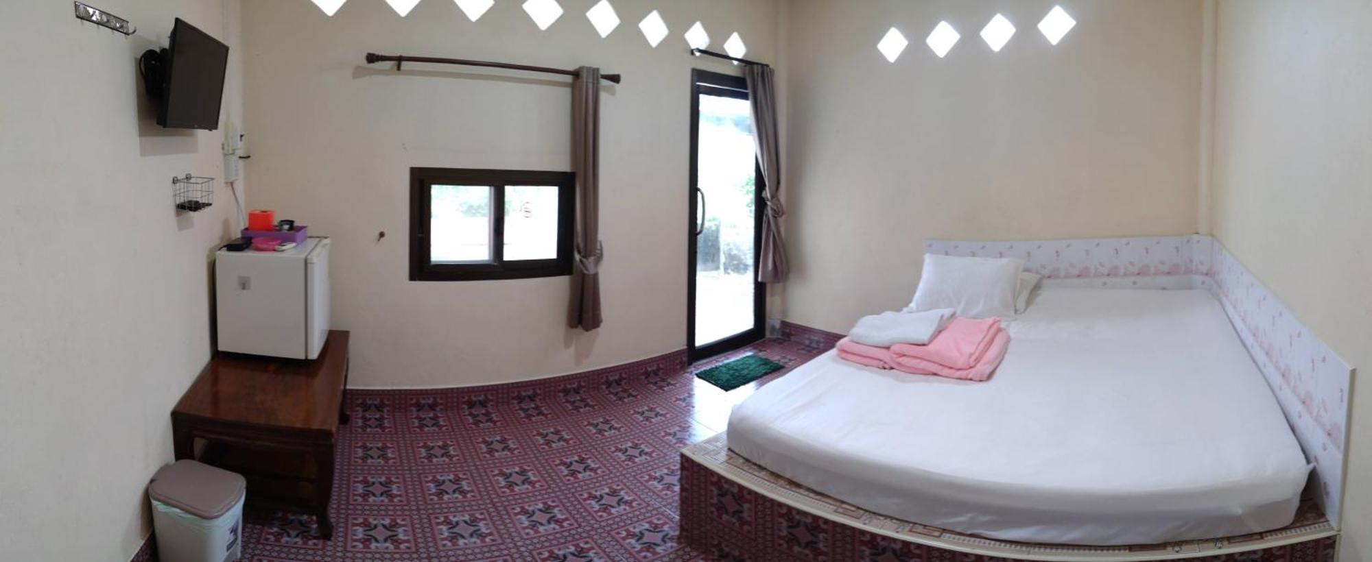 Chattong Resort Trat Exterior photo